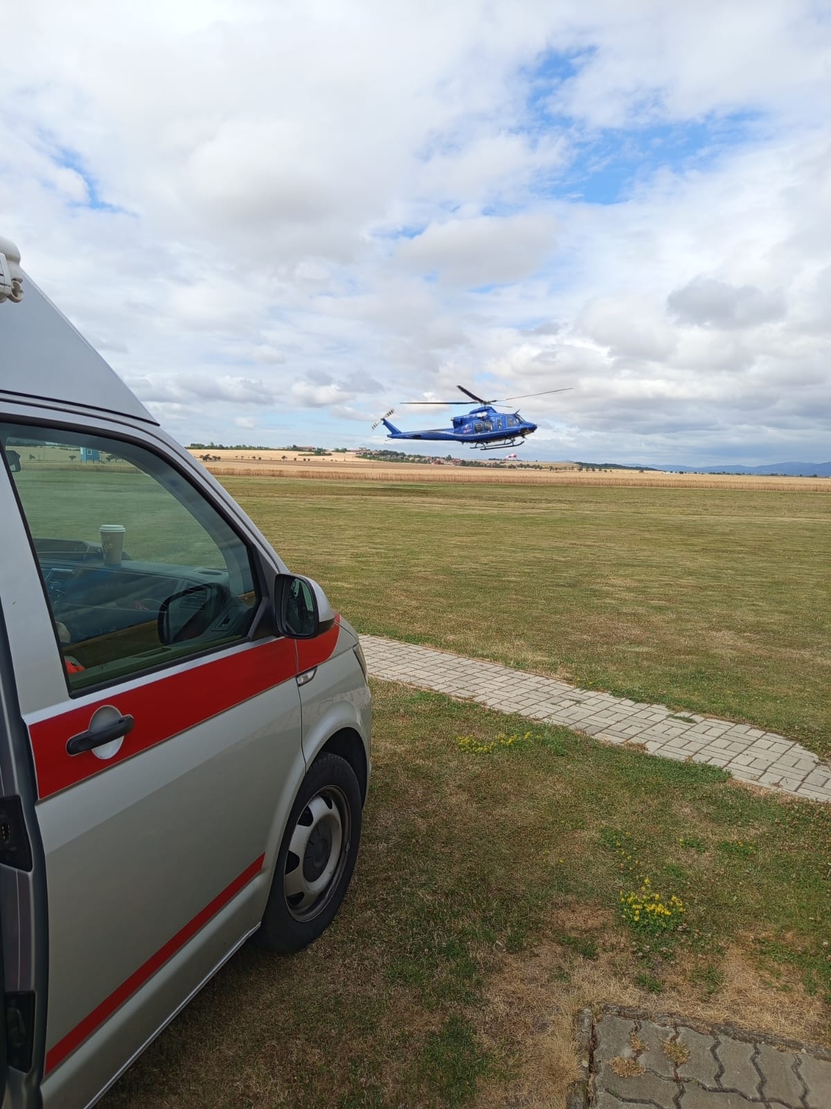 Z moře na letiště